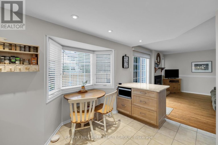28637166/610-steller-street/fallingbrookpineridge/ottawa/ontario/K4A1N1_20