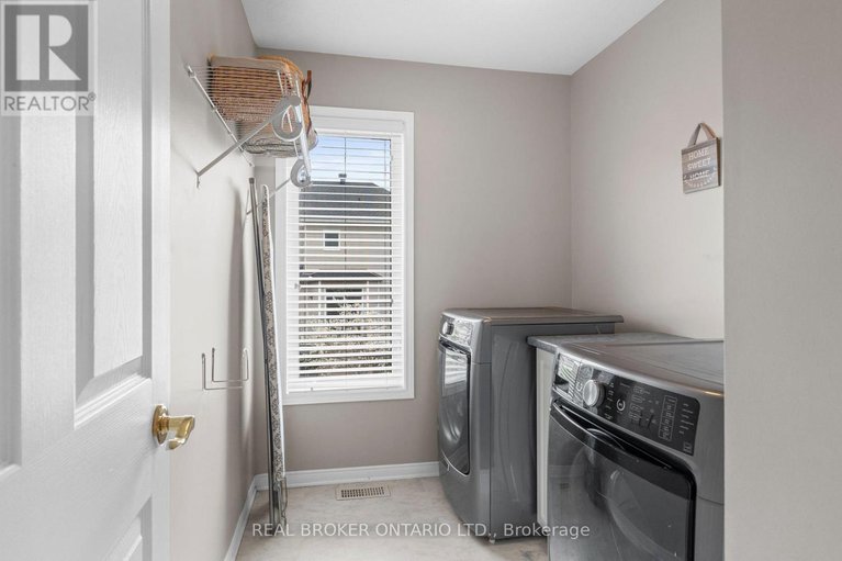 28446806/135-rocky-hill-drive/strandherd/ottawa/ontario/K2G7B2_23