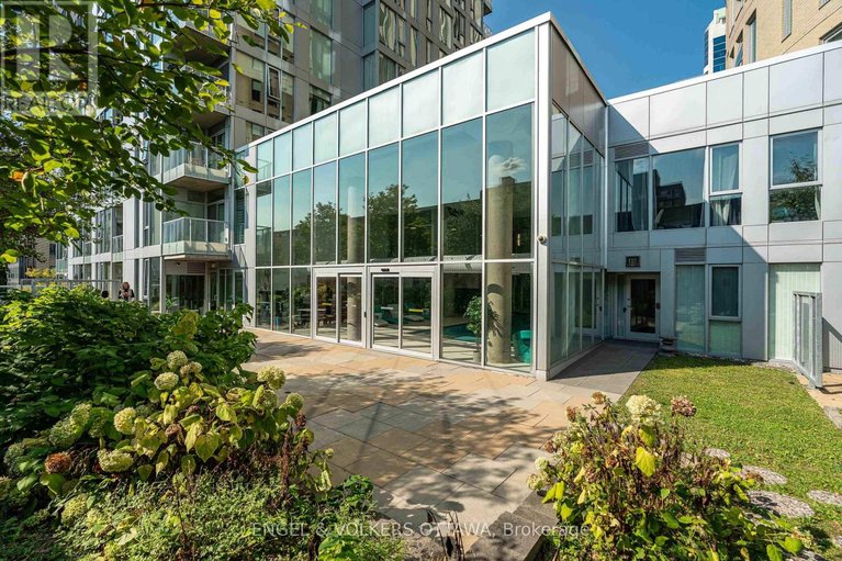 29676992/207-197-lisgar-street/ottawa-centre/ottawa/ontario/K2P0C3_31