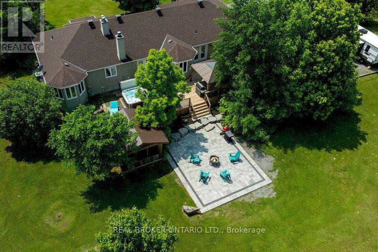 28777864/3374-greenland-road/dunrobin-shores/ottawa/ontario/K0A1T0_39
