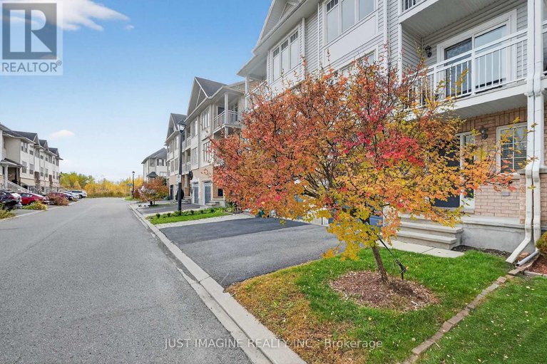 29033359/105-caithness-private/mer-bleuebradley-estatesanderson-park/ottawa/ontario/K1W0G4_46