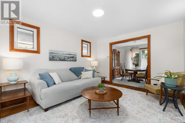 28882638/337-hinton-avenue-s/civic-hospital/ottawa/ontario/K1Y1A4_9