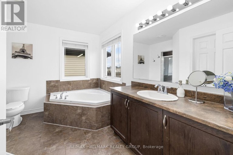 29611797/529-dundonald-drive/half-moon-bay/ottawa/ontario/K2J5X1_22