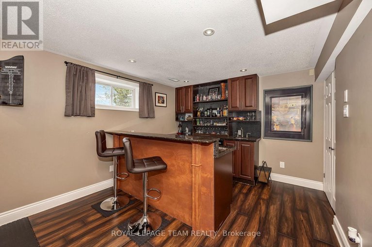 29675981/7067-donwel-drive/greely/ottawa/ontario/K4P1M7_34