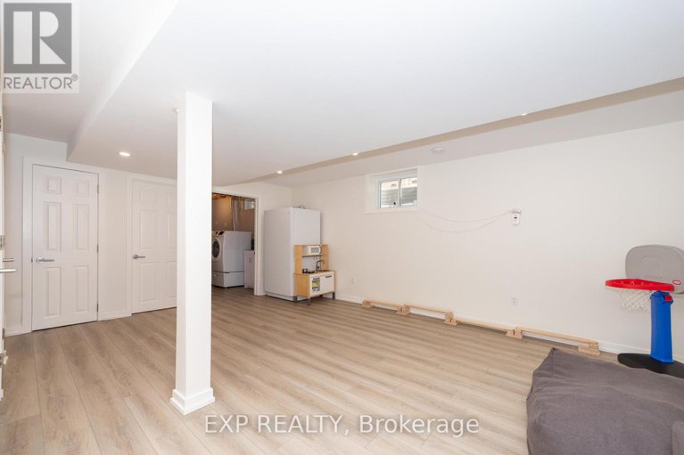 29352874/23-raj-terrace/hunt-club-park/ottawa/ontario/K1G4T3_30