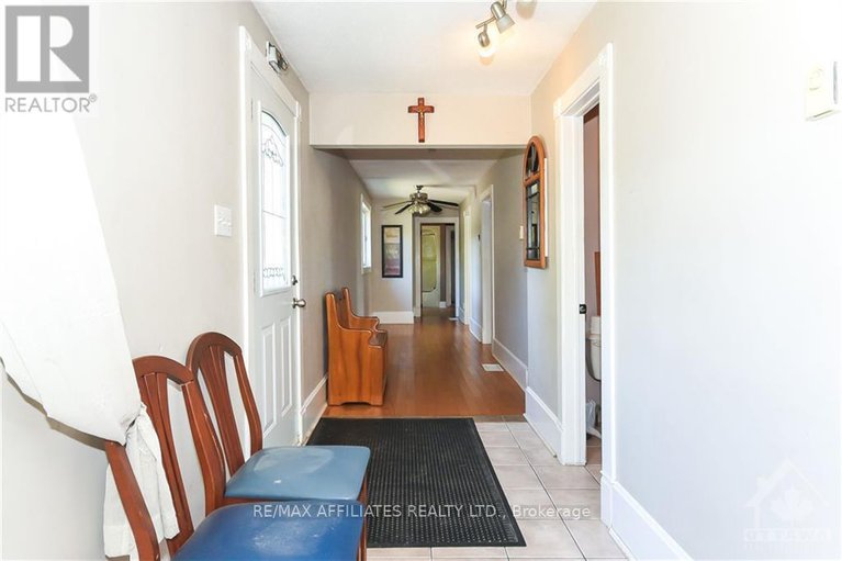 27595829/1860-greys-creek-road/greely/greely/ontario/K4P1H7_5