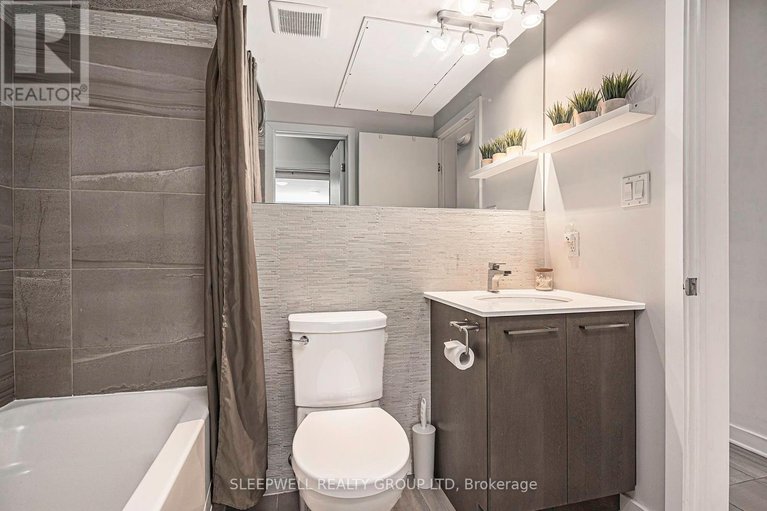 28239729/304-22-perkins-street/west-centre-town/ottawa/ontario/K1R7G5_21