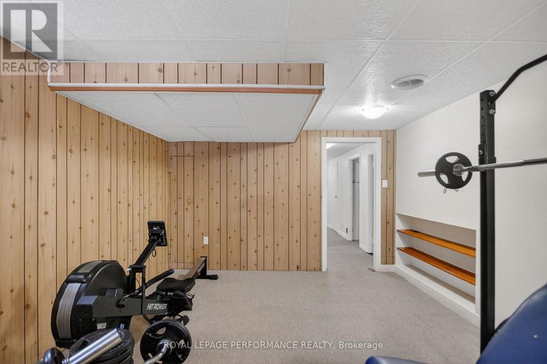 29195937/19-mowat-street/carson-grove/ottawa/ontario/K1J6R1_35