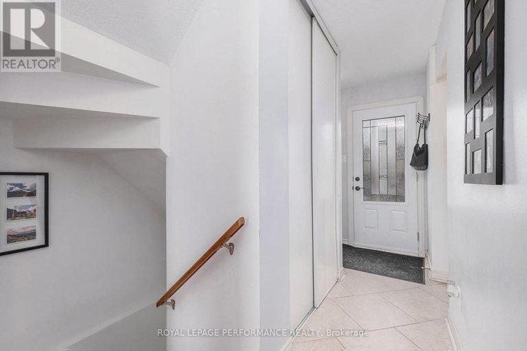 28120603/20-lovell-lane/westcliffe-estates/ottawa/ontario/K2H9B6_24