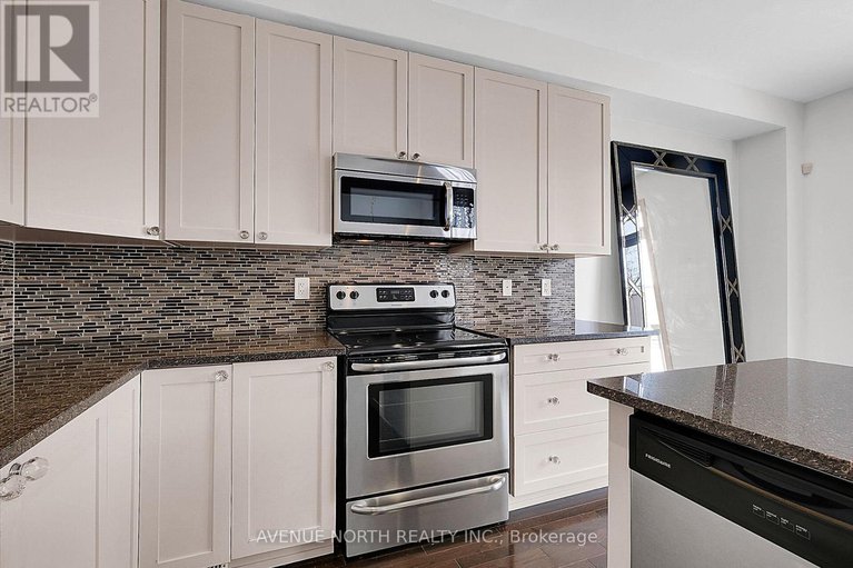 29402755/429-dovehaven-street/mer-bleuebradley-estatesanderson-park/ottawa/ontario/K1W0H2_19