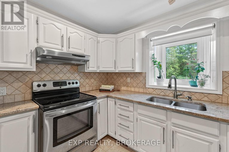 28599608/1500-blakeys-point-road/augusta-twp/augusta/ontario/K0E1T0_16