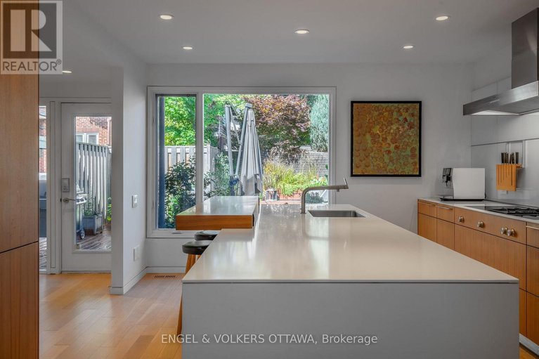 28958907/5-clemow-avenue/glebe/ottawa/ontario/K1S2A9_19