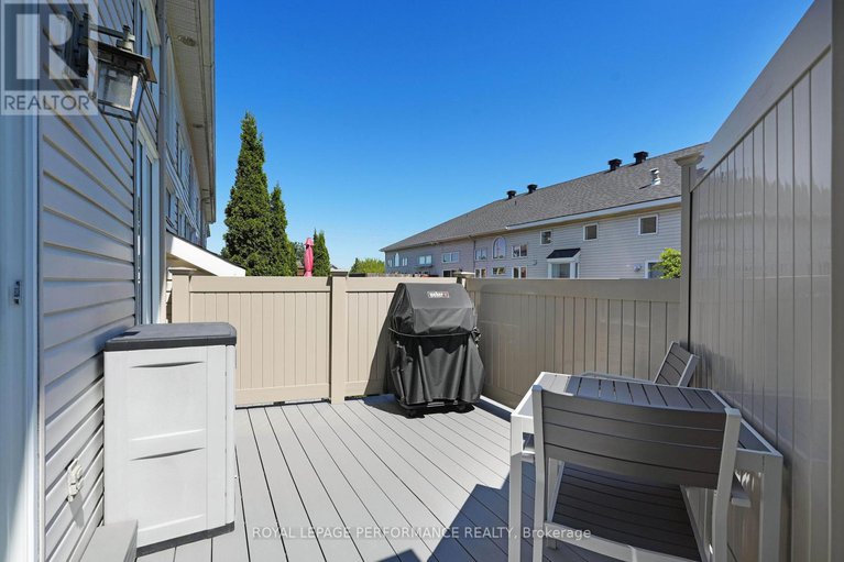 28567960/9-maple-park-private/upper-hunt-club/ottawa/ontario/K1T4A6_33
