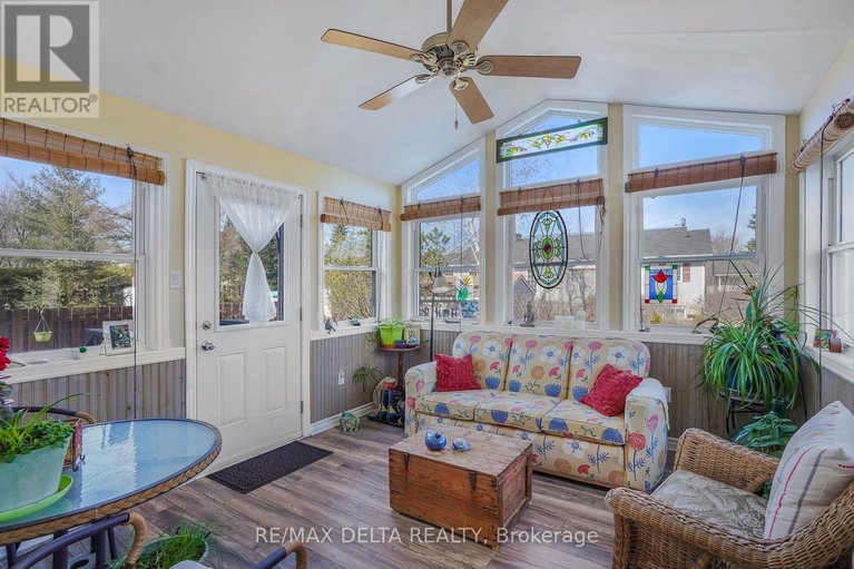 29633176/48-stephens-street/vankleek-hill/champlain/ontario/K0B1R0_16