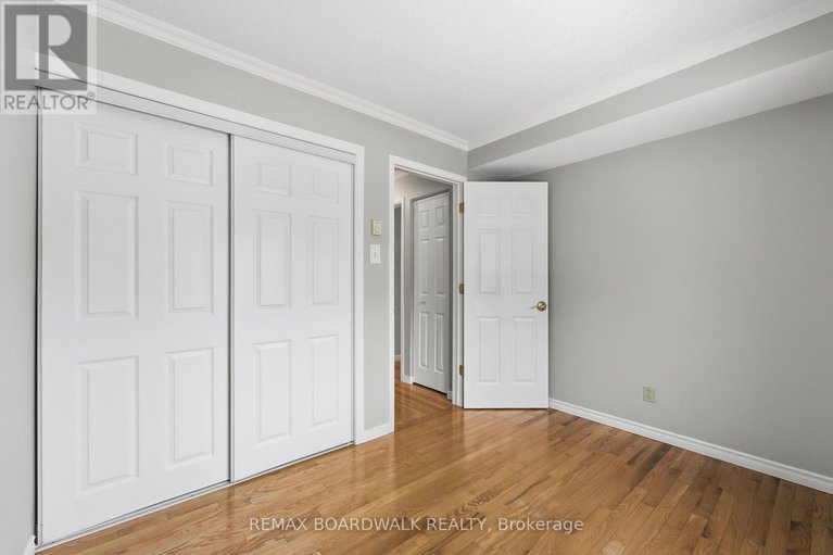 29224107/106-1760-cabaret-lane/fallingbrookpineridge/ottawa/ontario/K4A2H1_20