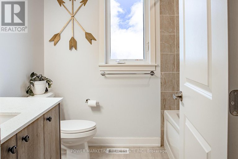 29443242/67-heirloom-street/riverside-southgloucester-glen/ottawa/ontario/K4M0K9_79