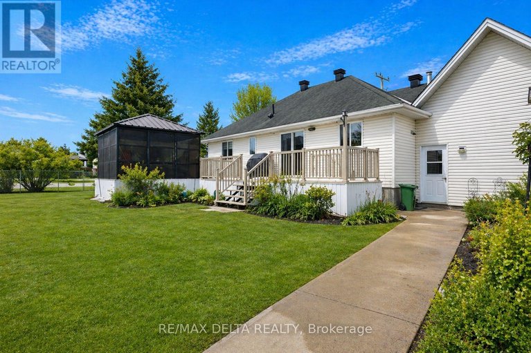 29658664/2031-devine-road/vars-village/ottawa/ontario/K0A3H0_31