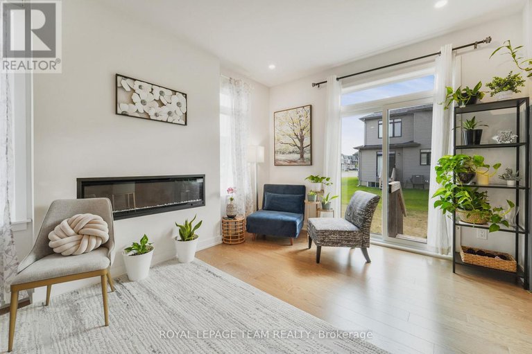 28886310/91-heirloom-street/riverside-southgloucester-glen/ottawa/ontario/K4M0L2_10