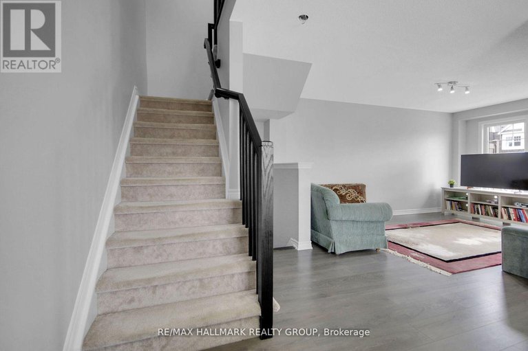 29364630/41-maroma-street/avalon-west/ottawa/ontario/K4A1A3_21