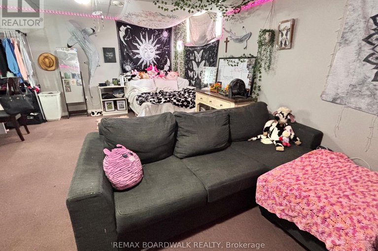 29597543/240-eliot-street/town-of-rockland/clarence-rockland/ontario/K4K0E6_25