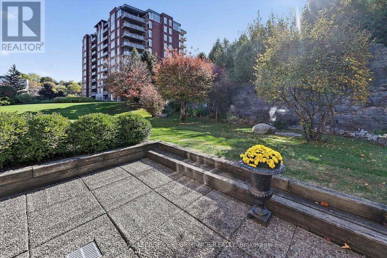 28999707/203-120-darlington-private/hunt-clubwestern-community/ottawa/ontario/K1V0X5_46