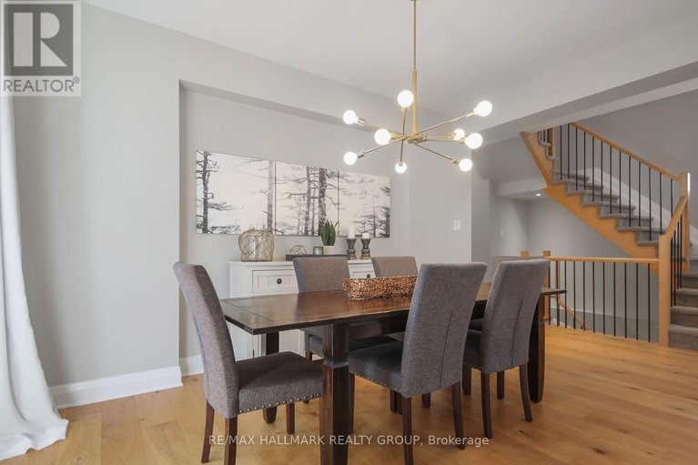 28564030/88-palfrey-way/emerald-meadowstrailwest/ottawa/ontario/K2S1E7_12