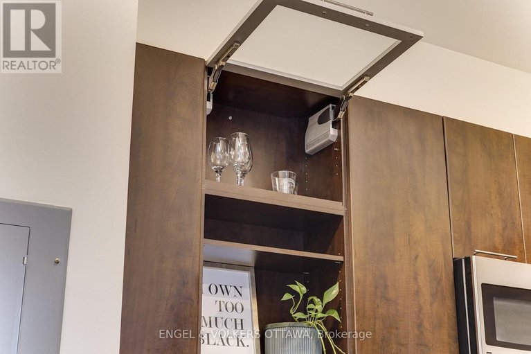 29426650/104-360-cumberland-street/lower-townbyward-market/ottawa/ontario/K1N0B1_20