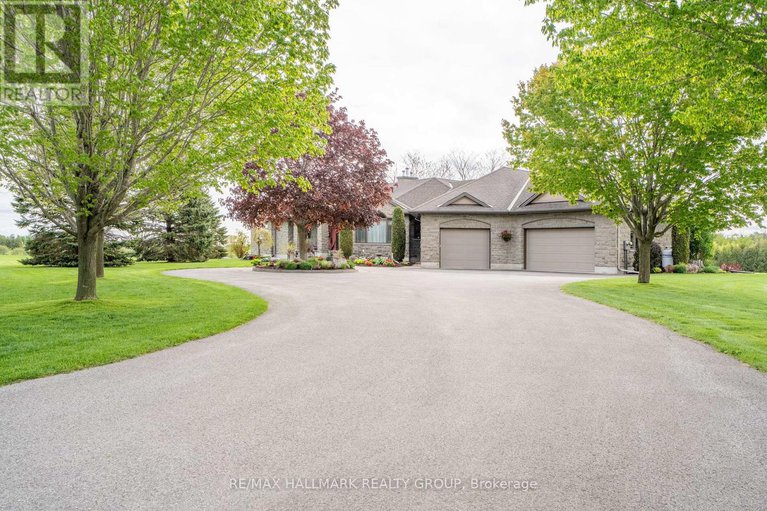 28343367/6980-mansfield-road/btwn-franktown-rd-fallowfield-rd/ottawa/ontario/K2S1B8_4