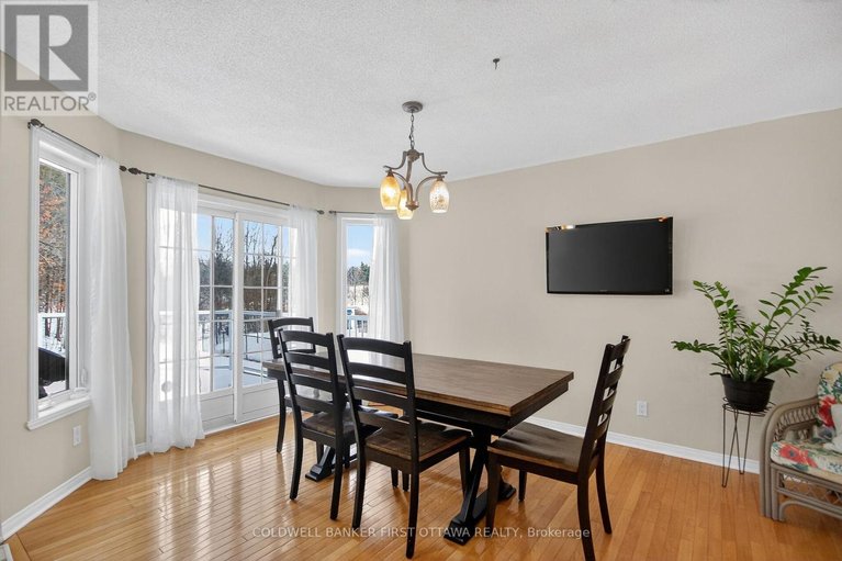 29480327/2960-ernside-crescent/cumberland-estates/ottawa/ontario/K4C1B6_8