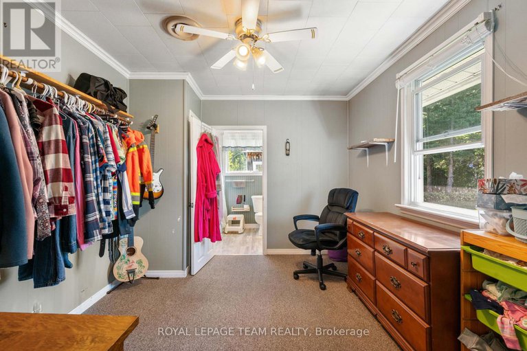 28652632/12135-county-road-2-road/south-dundas-williamsburgh-twp/south-dundas/ontario/K0C1X0_23