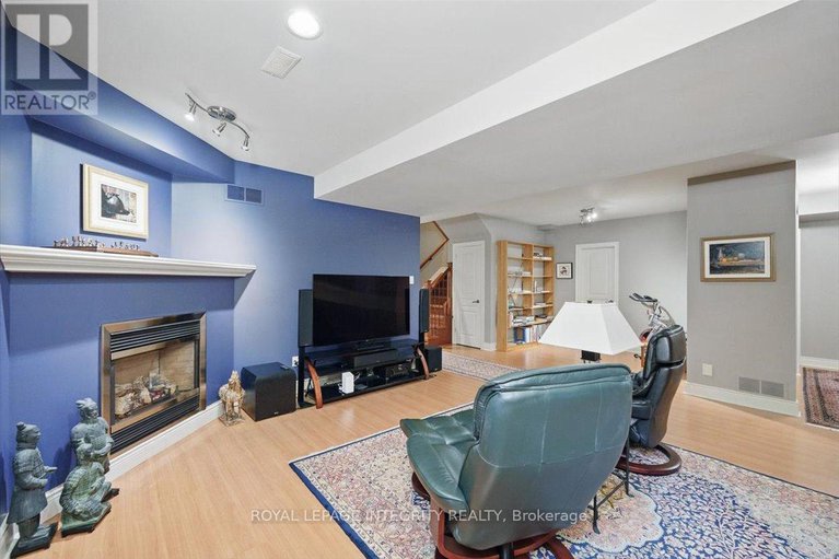 29253845/137-beaumont-avenue/town-of-rockland/clarence-rockland/ontario/K4K1R7_30