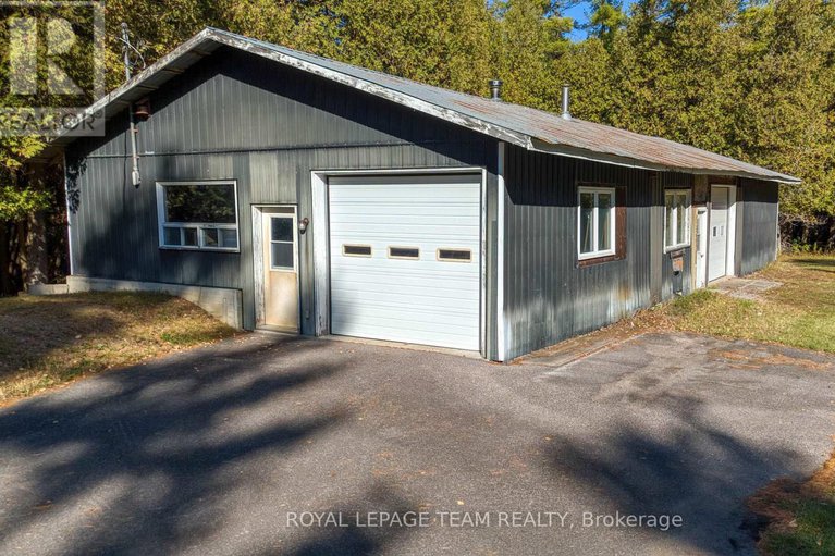 29056682/1674-burnt-lands-road/huntley-ward-north-west/ottawa/ontario/K0A1L0_28