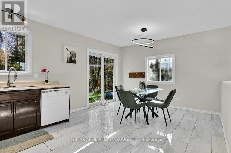 28989293/21450-concession-10-road/south-glengarry-lancaster-twp/south-glengarry/ontario/K0C1A0_12