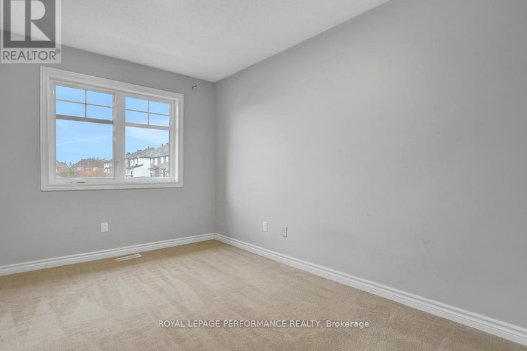 29033404/880-white-alder-avenue/blossom-parkkemp-parkfindlay-creek/ottawa/ontario/K1T0H4_22