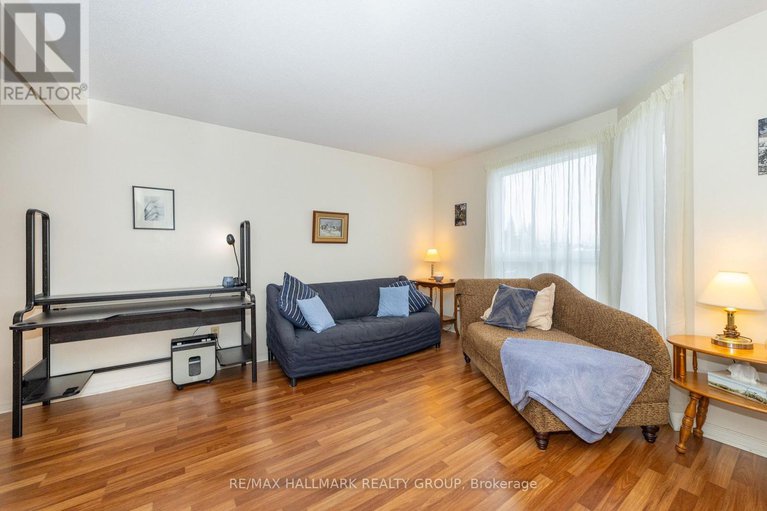 29171549/29-935-cookshire-crescent/fallingbrookridgemount/ottawa/ontario/K4A3K4_11