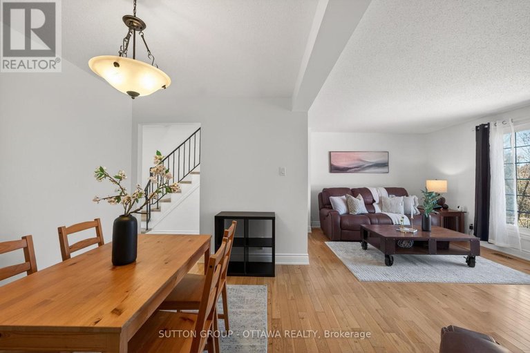 29627001/285-monterey-drive/leslie-park/ottawa/ontario/K2H7B1_14