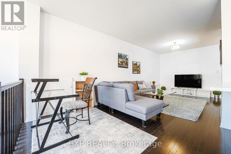 28585146/137-hawkeswood-drive/riverside-southgloucester-glen/ottawa/ontario/K4M0E6_18