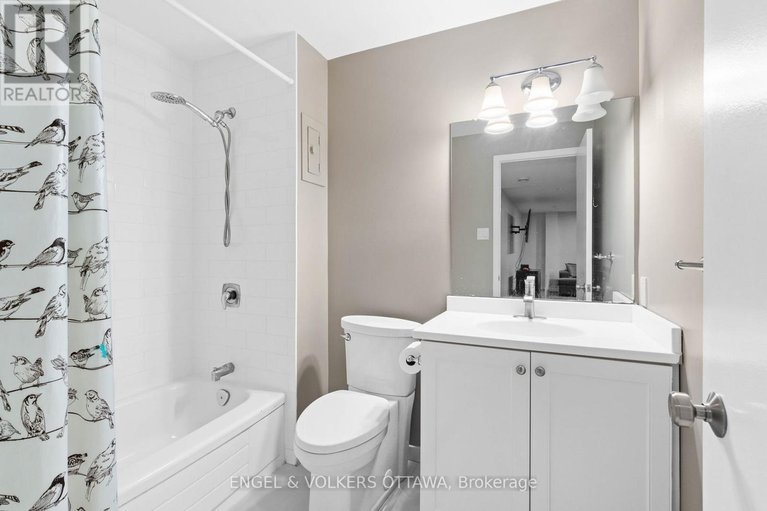 28648909/20-garand-place/urbandale-acres/ottawa/ontario/K1H8M1_38