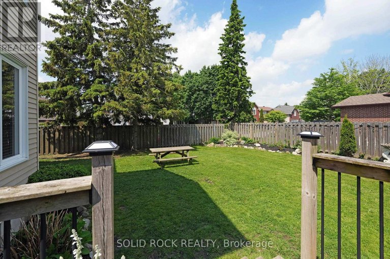 29472800/41-framingham-crescent/cedargrovefraserdale/ottawa/ontario/K2J3J4_41