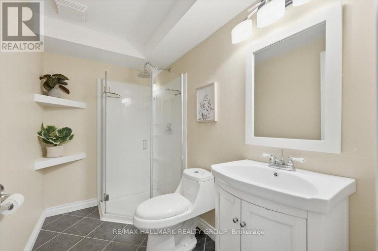 28973133/930-scala-avenue/notting-hillsummerside/ottawa/ontario/K4A5E1_33