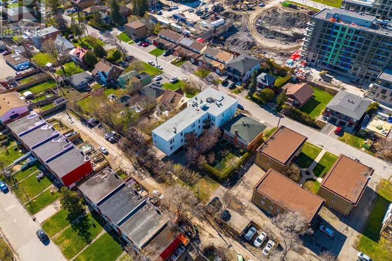 28435777/202-1308-thames-street/carlington/ottawa/ontario/K1Z7N4_33