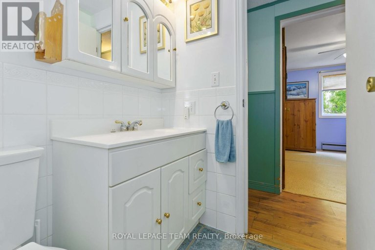 29543006/307-dodson-street/kemptville/north-grenville/ontario/K0G1J0_22