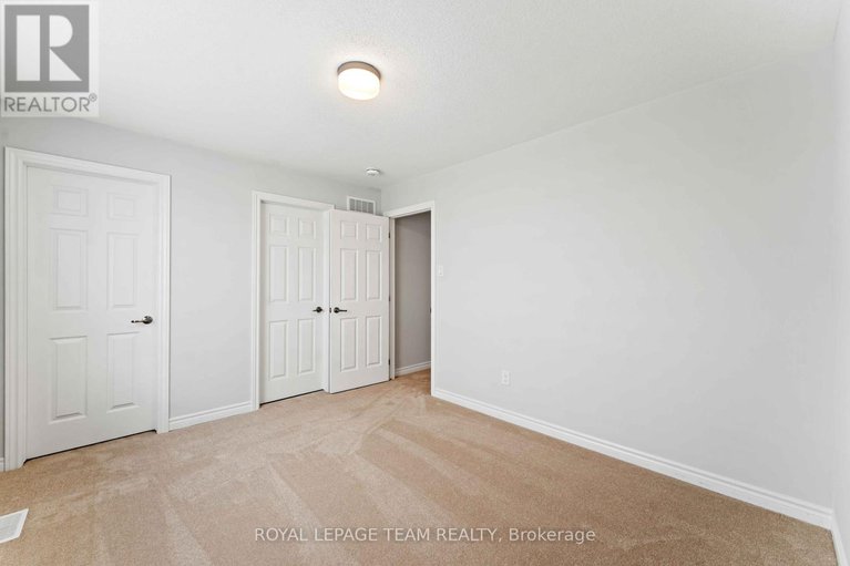 28534405/612-rye-grass-way/half-moon-bay/ottawa/ontario/K2J6Z9_37