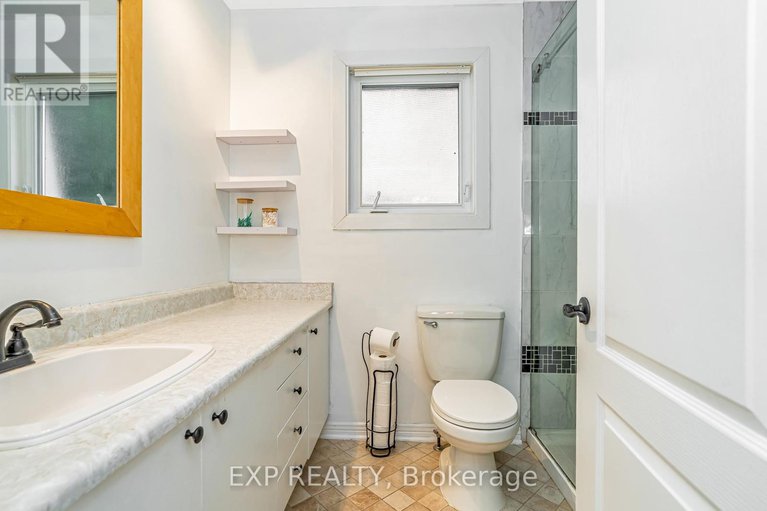 28513626/78-837-eastvale-drive/beaconwood/ottawa/ontario/K1J7T5_16
