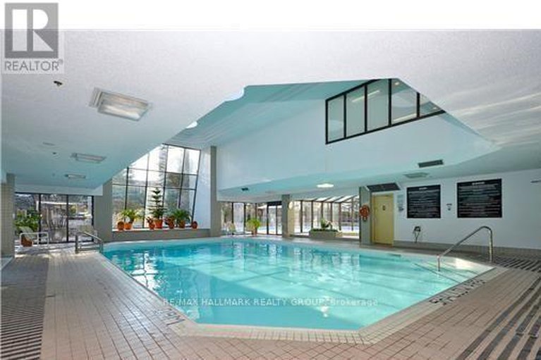 28431670/2508-1500-riverside-drive/riverview-park/ottawa/ontario/K1G4J4_15