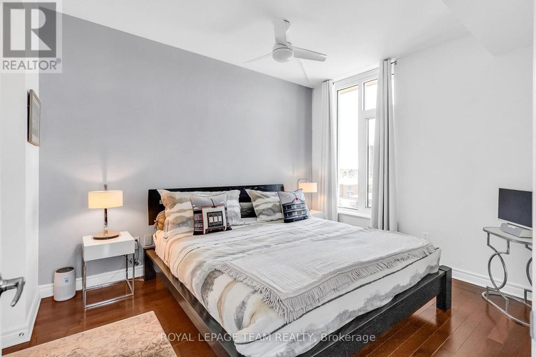 28487683/413-575-byron-avenue/mckellarhighland/ottawa/ontario/K2A1R7_17