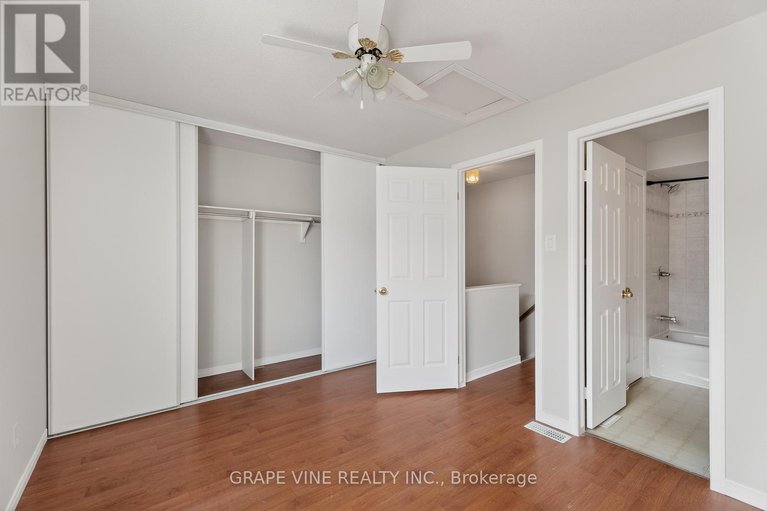 29436743/460-seyton-drive/westcliffe-estates/ottawa/ontario/K2H1G2_22