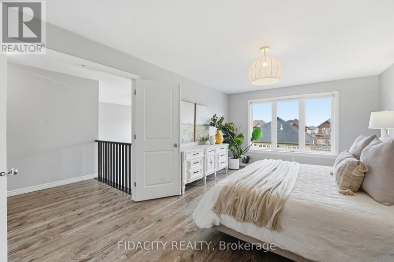 29617148/216-balikun-heights/emerald-meadowstrailwest/ottawa/ontario/K2V0A6_22