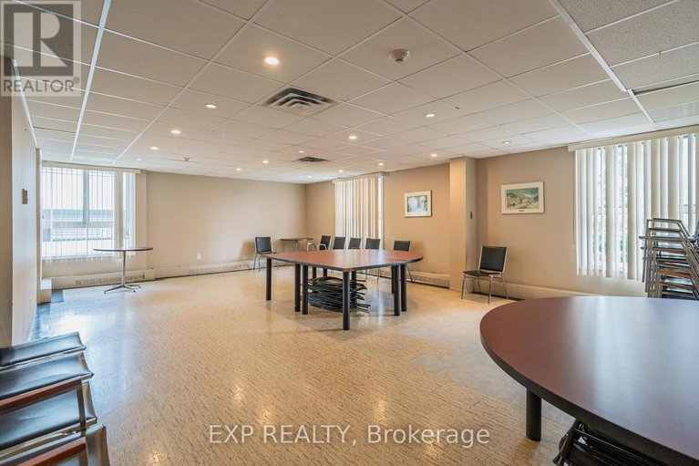 28569382/809-1785-frobisher-lane/riverview-park/ottawa/ontario/K1G3T7_28