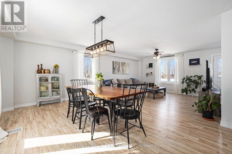 28547136/13034-boyne-road/north-dundas-winchester-twp/north-dundas/ontario/K0C1H0_8